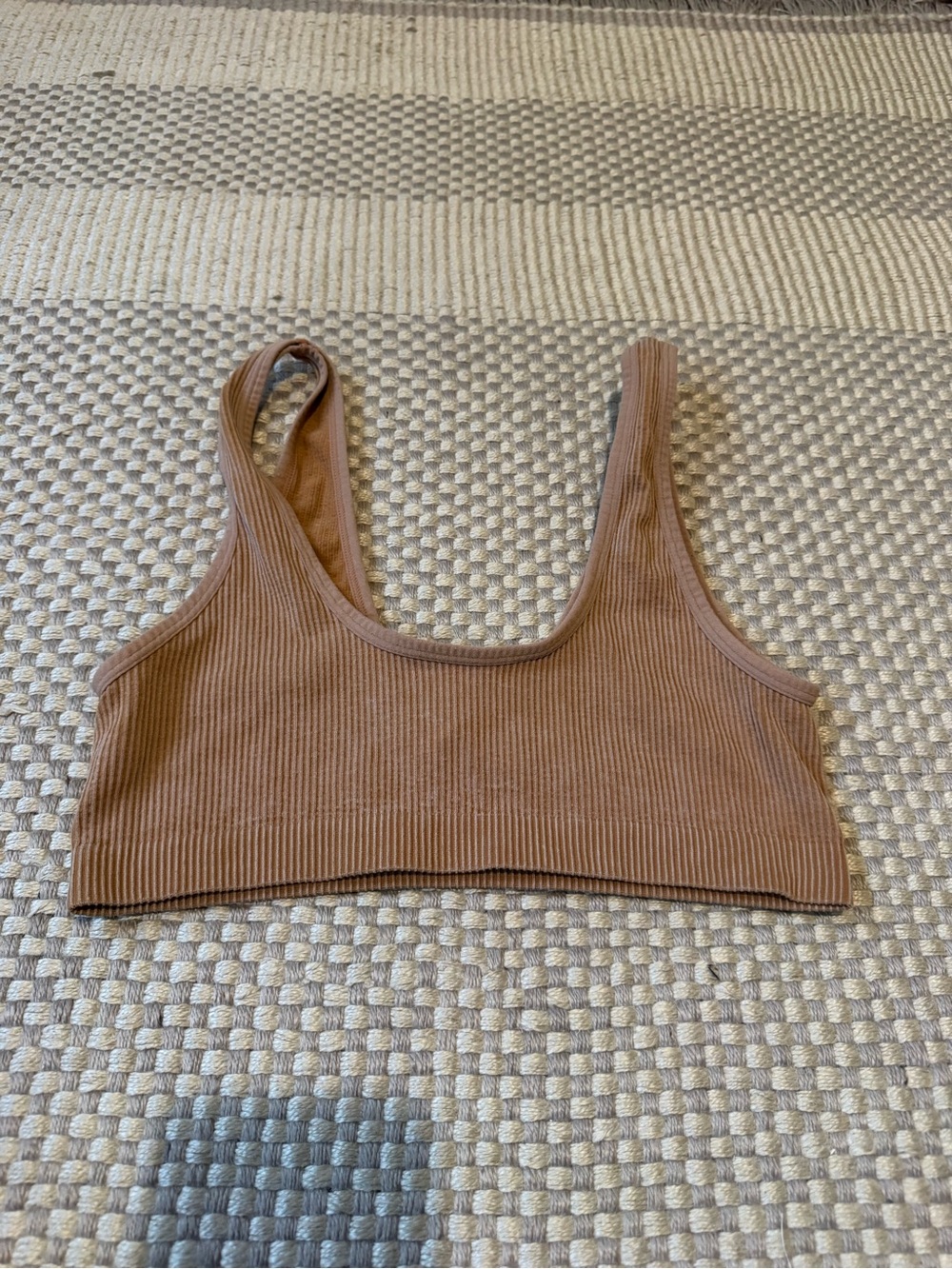 Colsie Ribbed Scoop Bralette in Brown